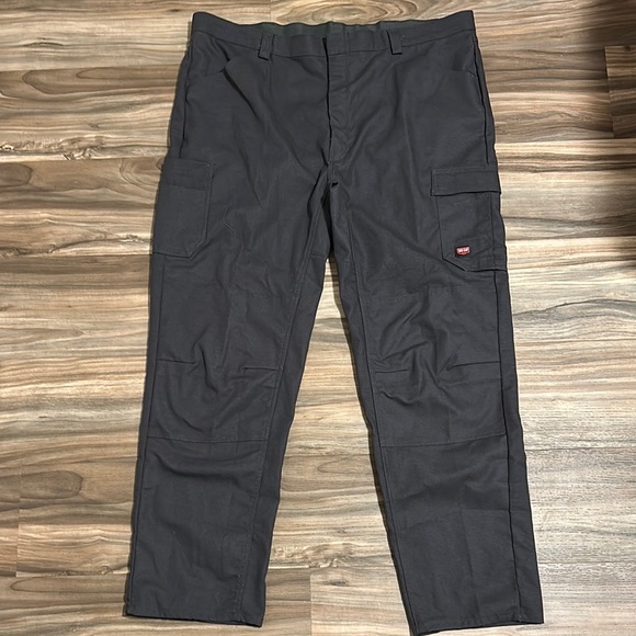 RED KAP Men’s Dark Gray Canvas DOUBLE KNEE Cargo UNIFORM/WORK PANTS Sz 44x32 - Picture 1 of 8